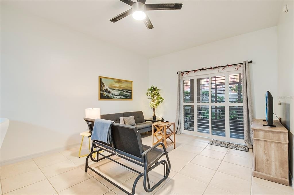 698 Seabrook Court - Photo 37