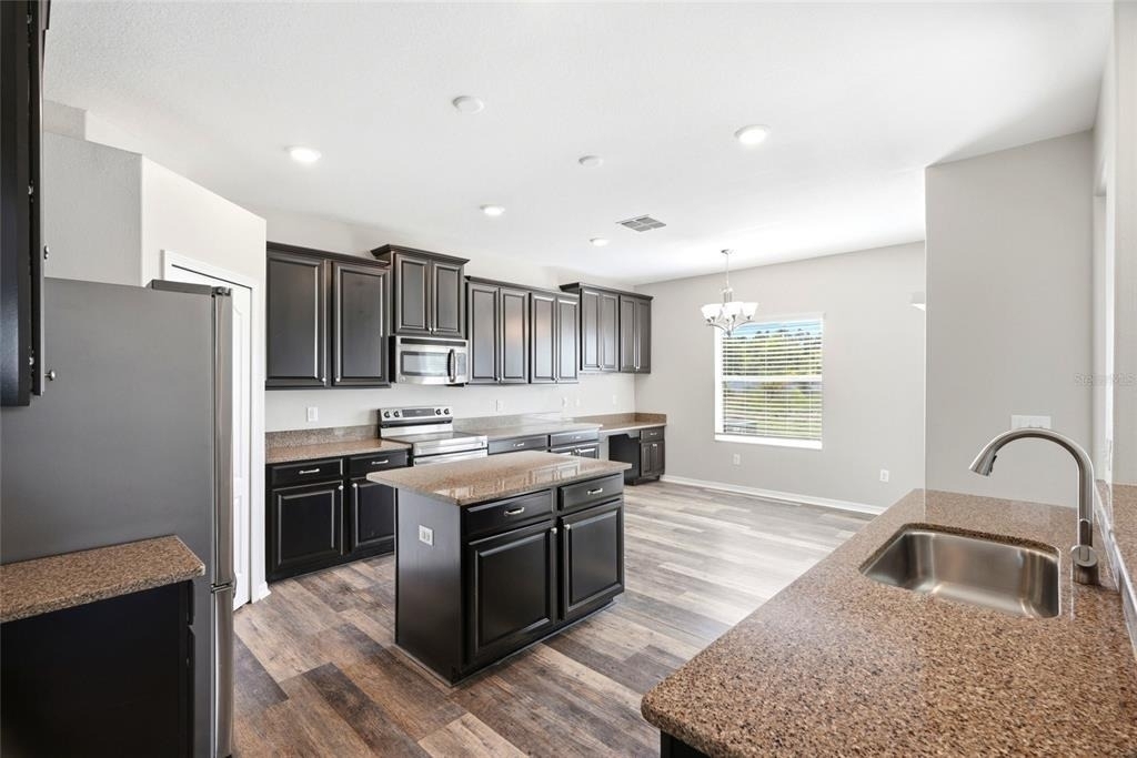 909 Meadow Glade Drive - Photo 9