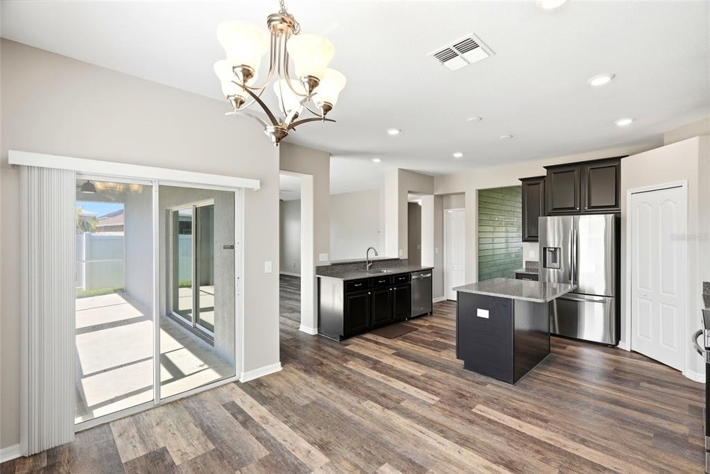 909 Meadow Glade Drive - Photo 3