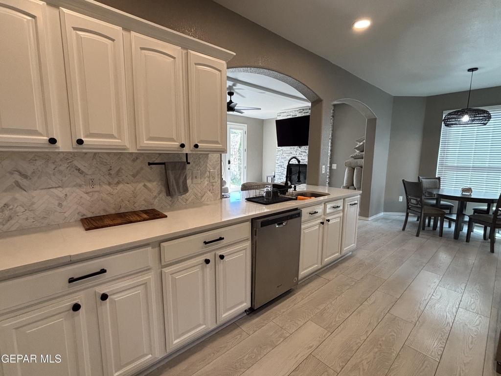 6408 Franklin Gate Drive - Photo 5