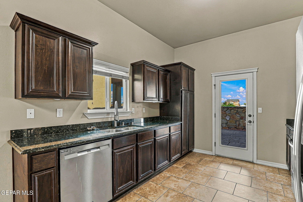 3622 Grand Bahamas Drive - Photo 16