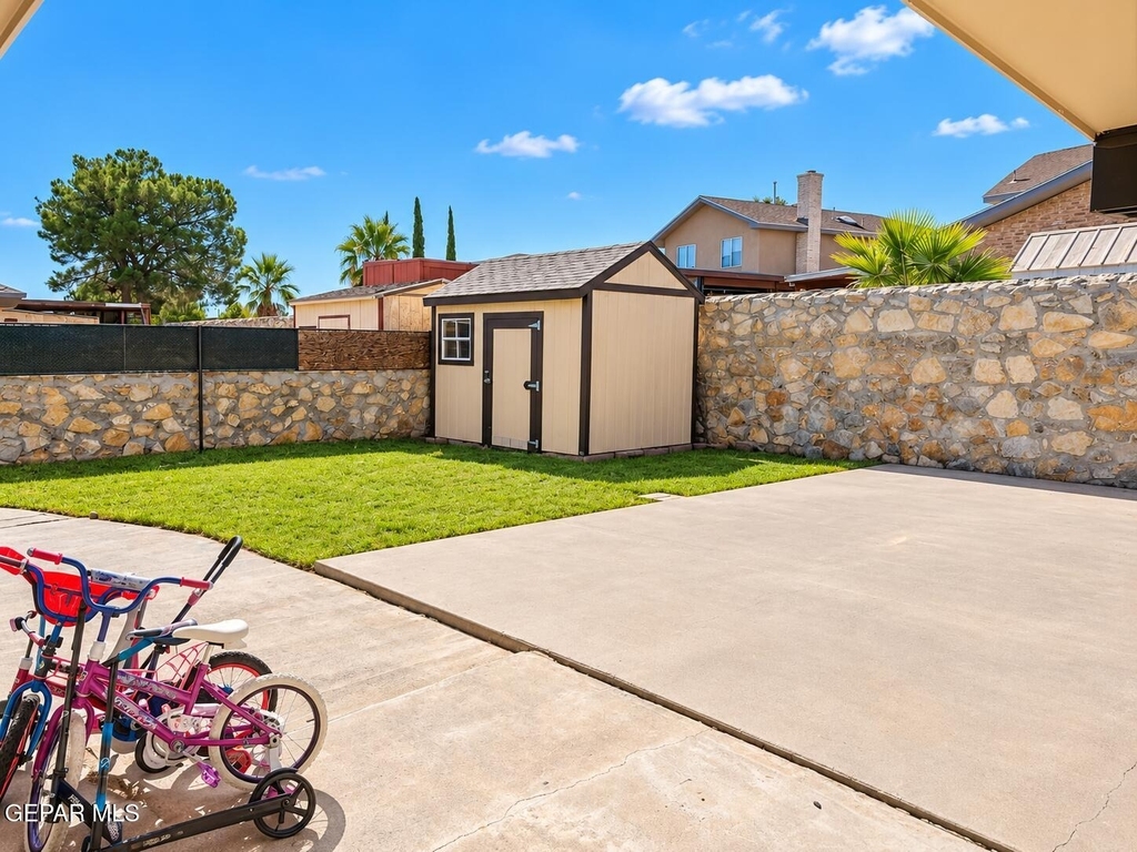 11654 Bob Mitchell Drive - Photo 12