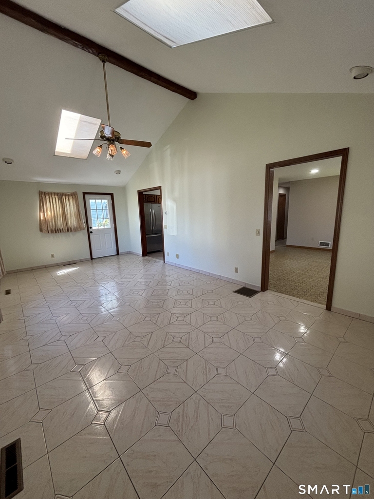 345 Coe Avenue - Photo 5