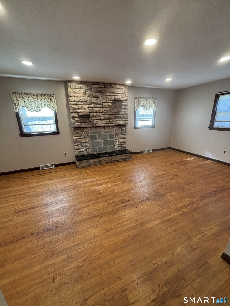 345 Coe Avenue - Photo 17