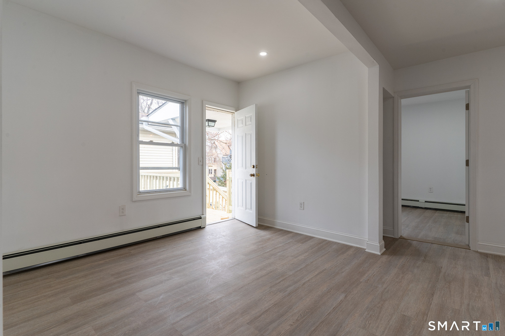77-79 Hanford Avenue - Photo 11