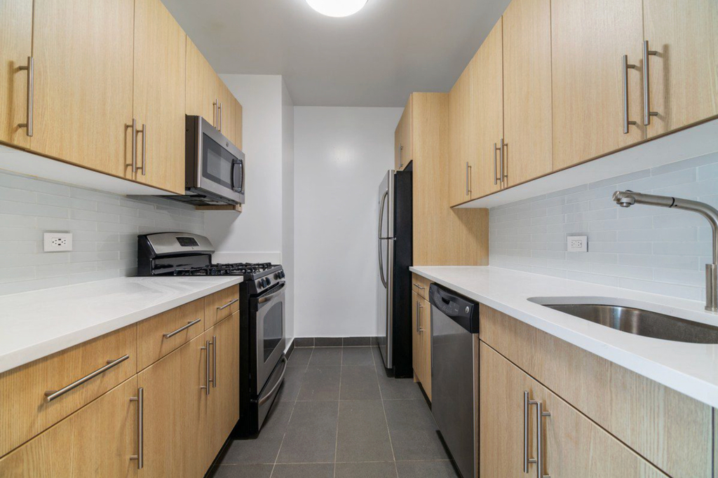 Platt Street/Gold Street - Photo 3