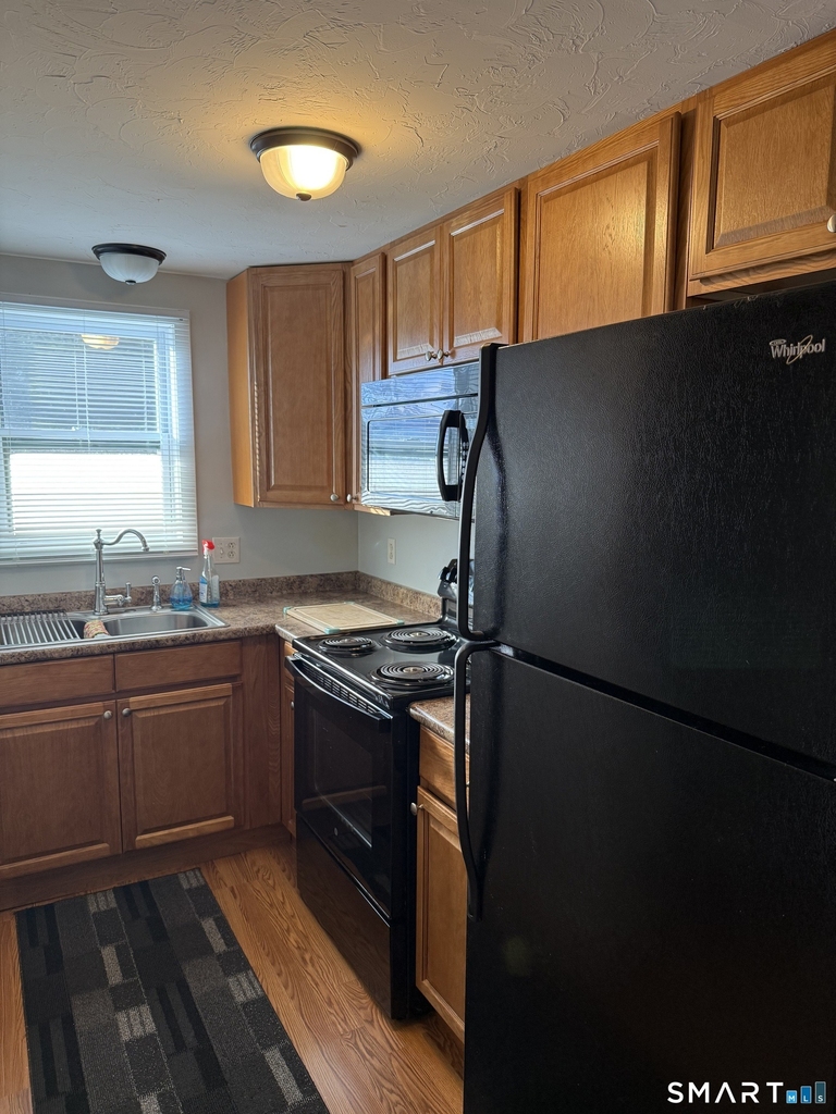 85 Maple Street - Photo 10