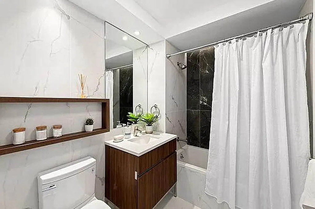 228 East 135th Street - Photo 3