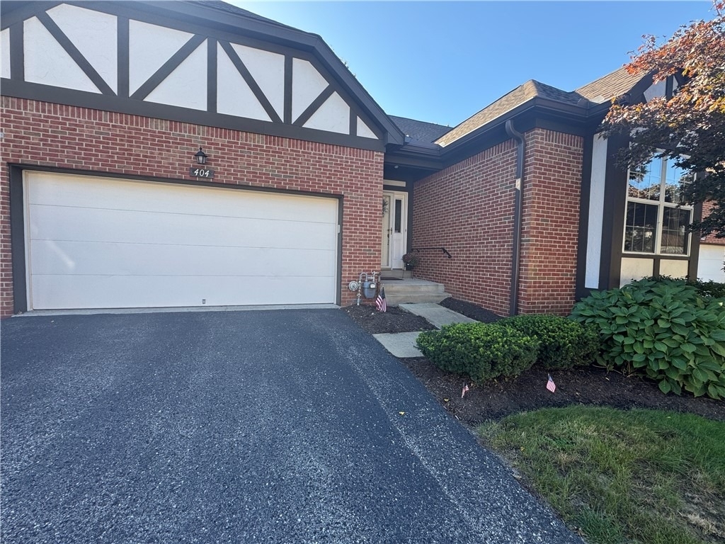 404 Kingsberry Cir - Photo 1