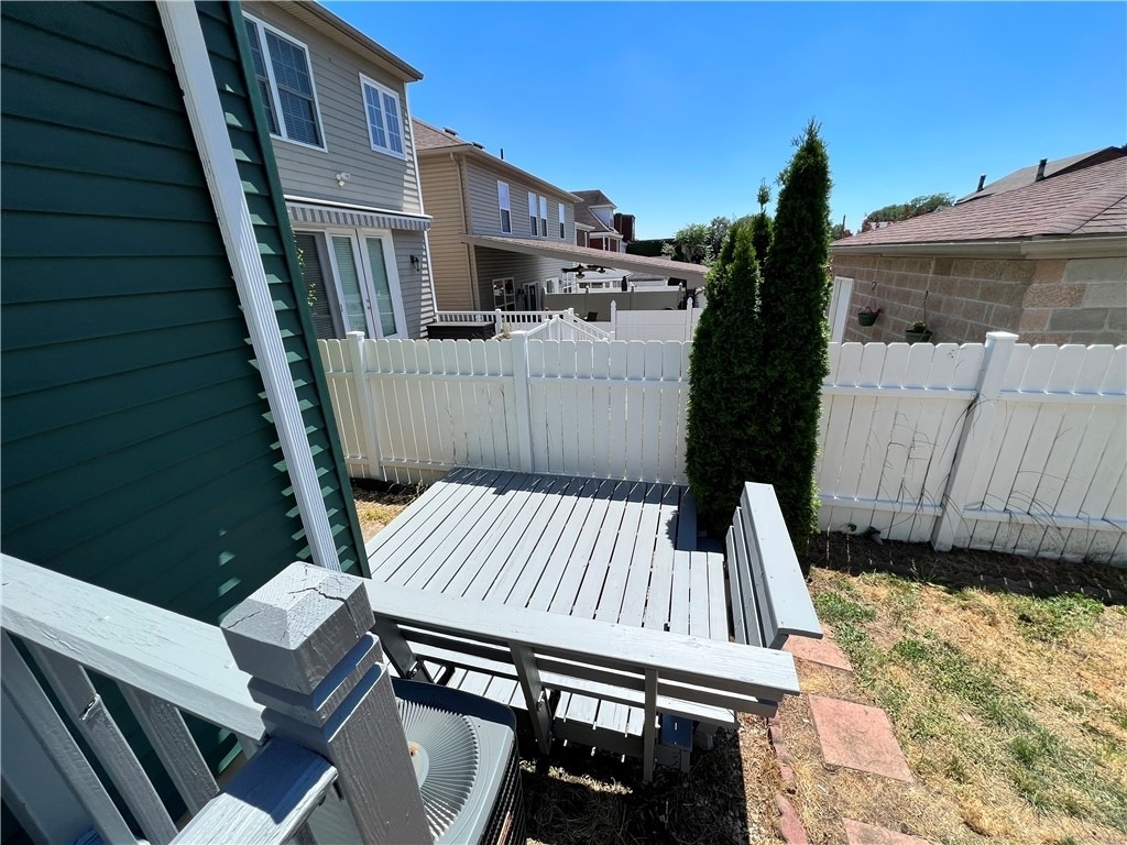 122 Olympia Street - Photo 24