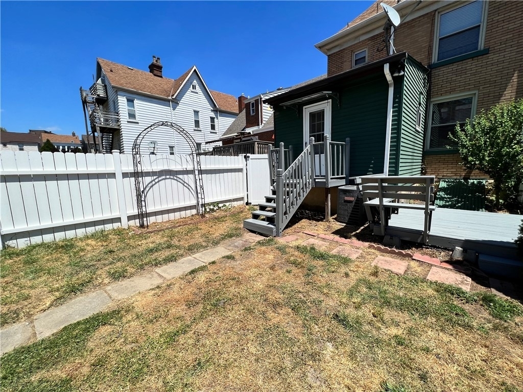 122 Olympia Street - Photo 23