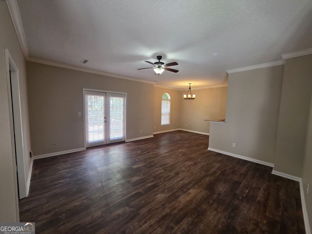 602 N Fairfield Drive - Photo 1