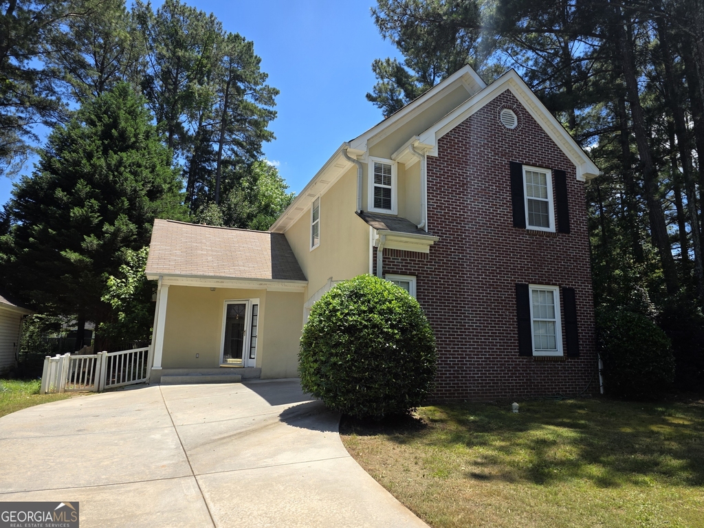 602 N Fairfield Drive - Photo 0