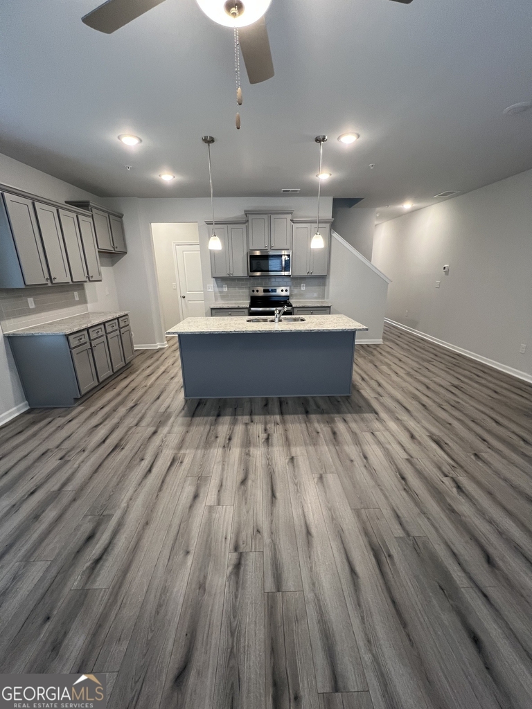 11651 Chatham Drive - Photo 2