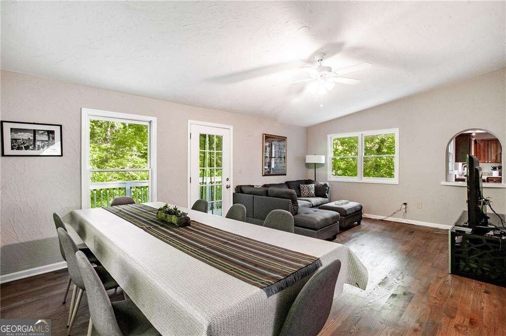 2720 Margaret Mitche Drive Nw - Photo 5