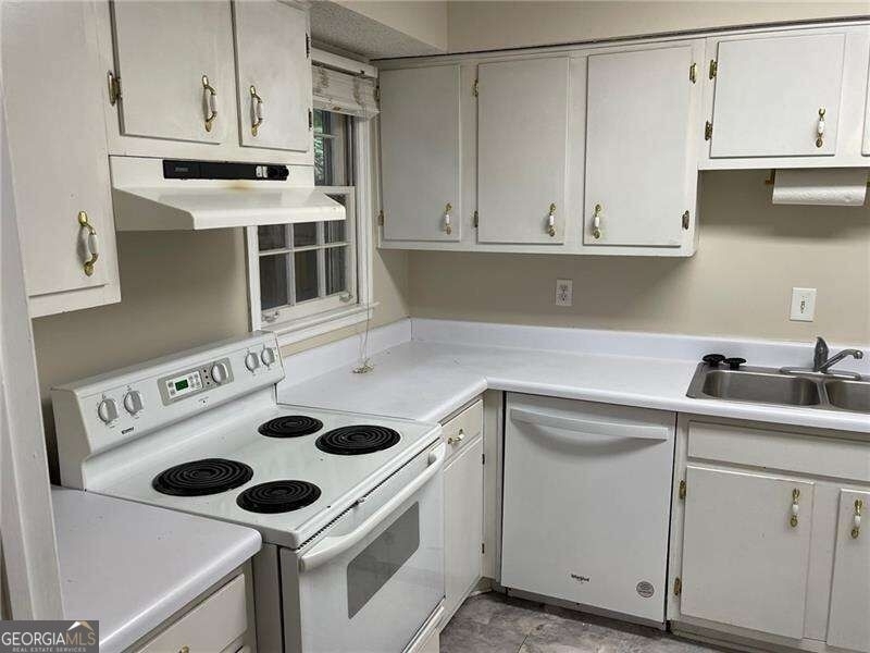 2762 Farmstead Road Se - Photo 4