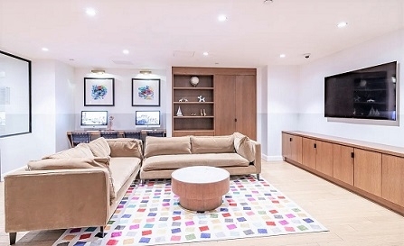 East 53rd Street - Photo 13