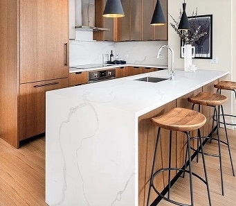 East 53rd Street - Photo 4