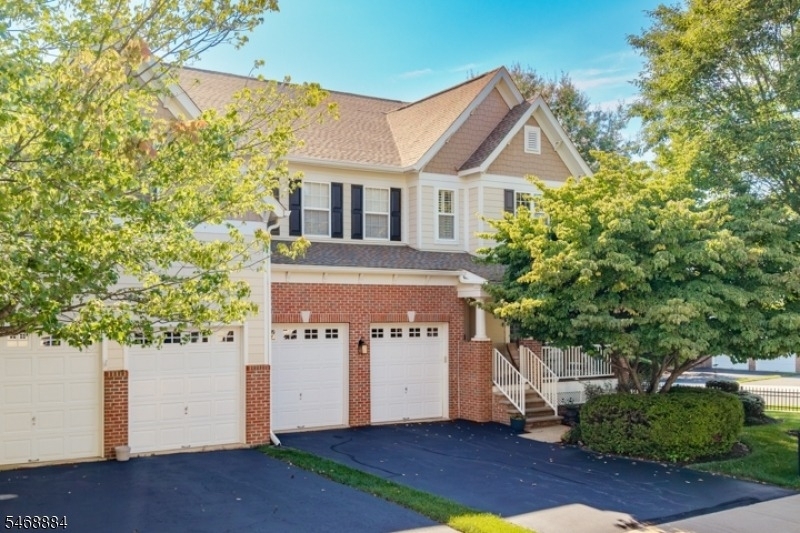 225 Holcombe Way - Photo 0