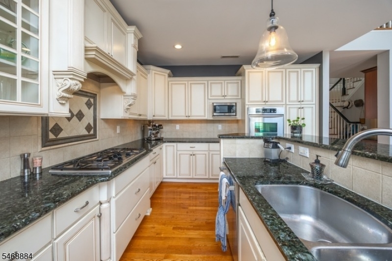 225 Holcombe Way - Photo 26