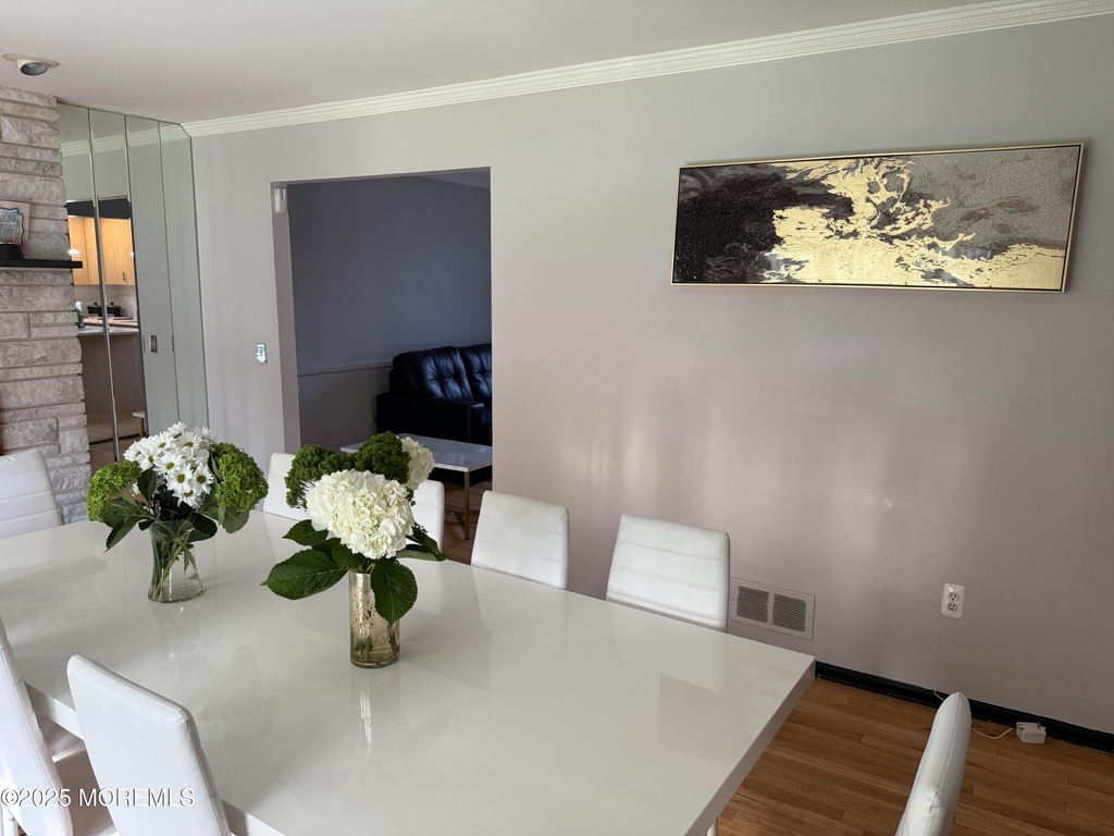 241 Cliftwood Road - Photo 2