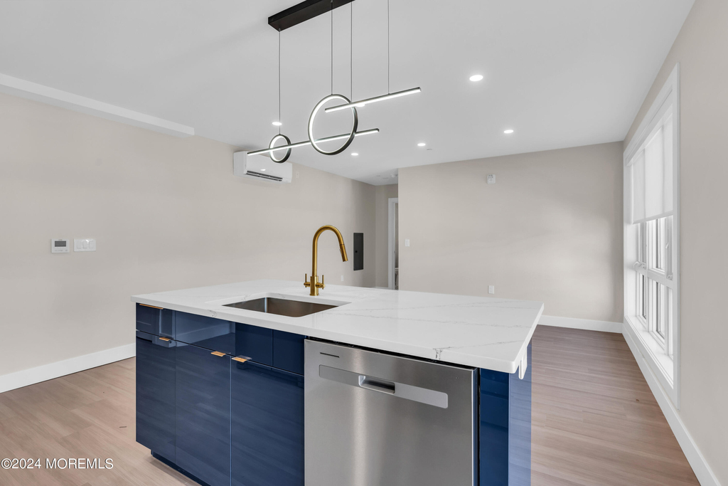 27 3rd Avenue - Photo 9