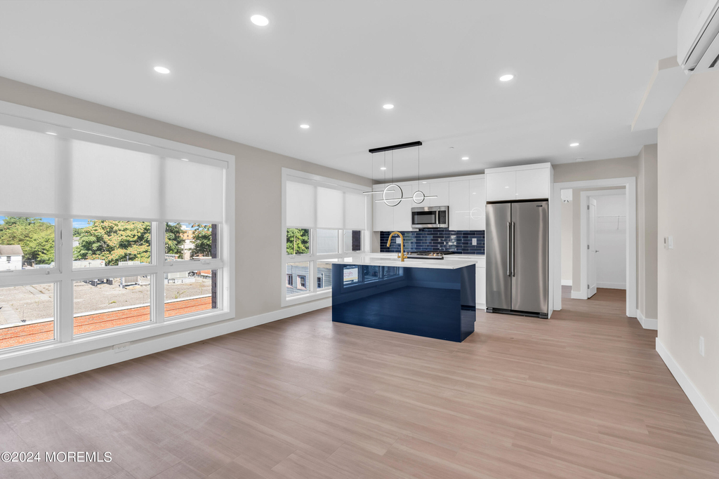 27 3rd Avenue - Photo 10