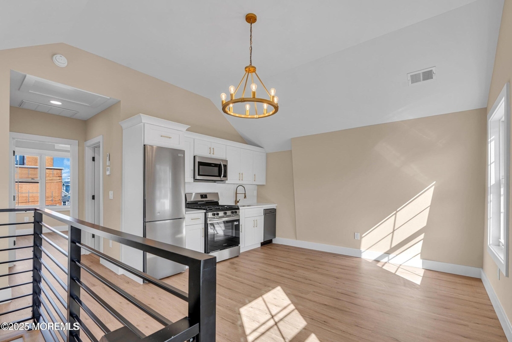 39 Seadrift Avenue - Photo 3