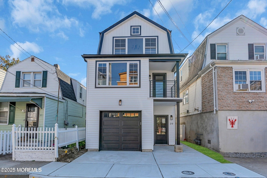 39 Seadrift Avenue - Photo 0