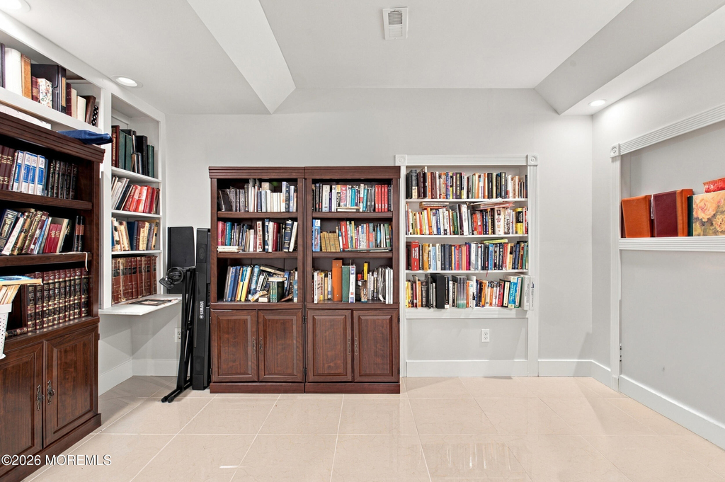 1410 Vincenzo Drive - Photo 44