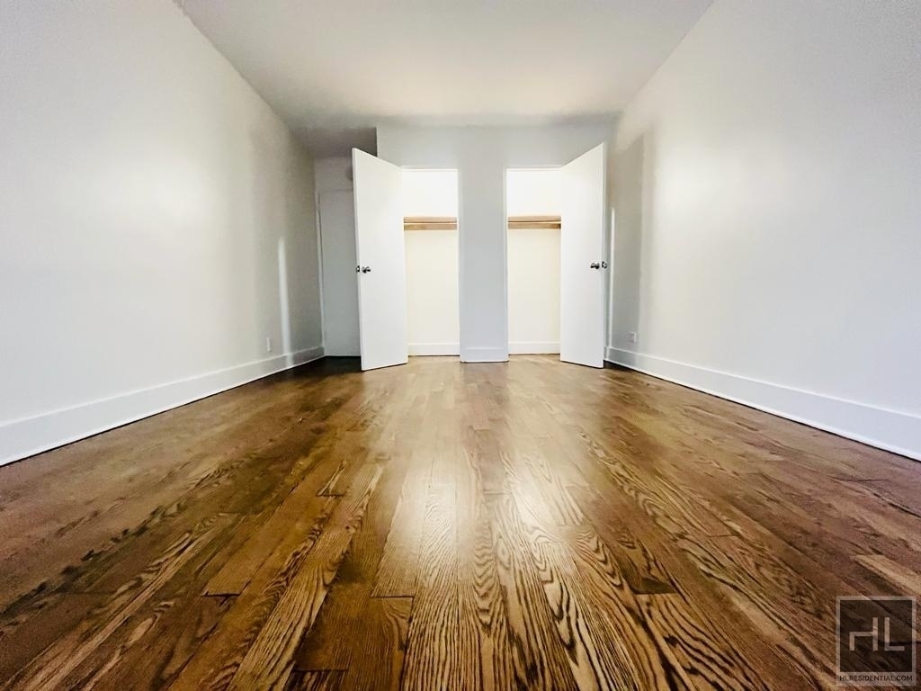 East 63 Street - Photo 9