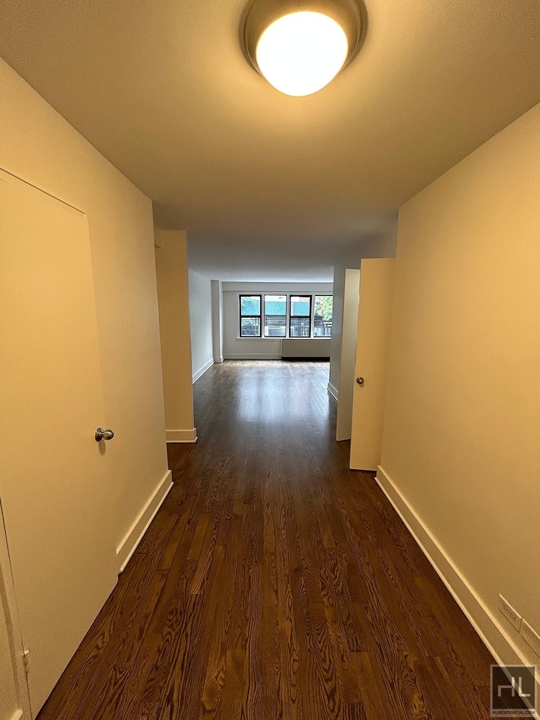 East 63 Street - Photo 20