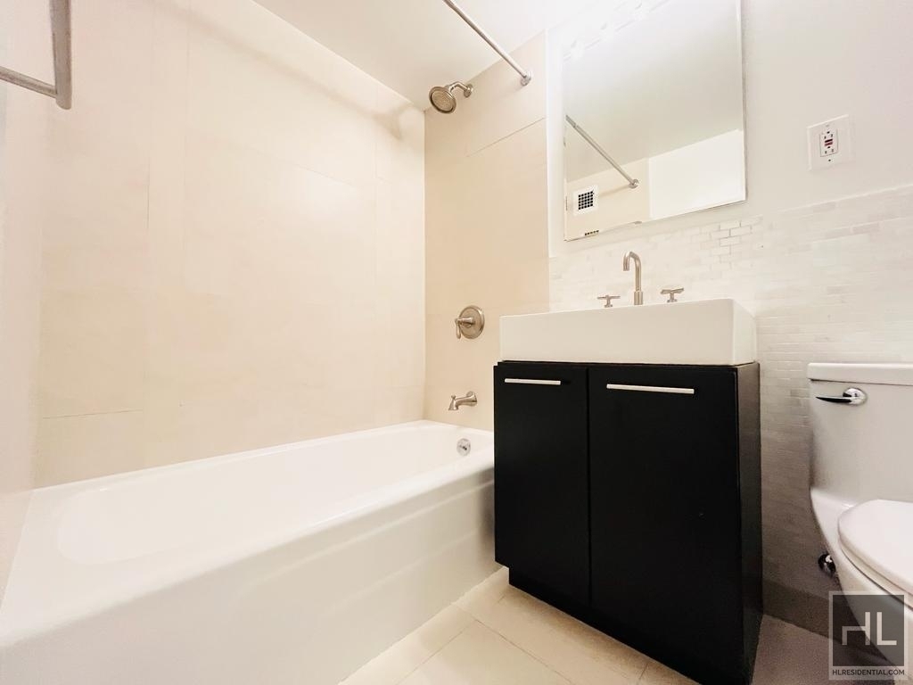 East 63 Street - Photo 22