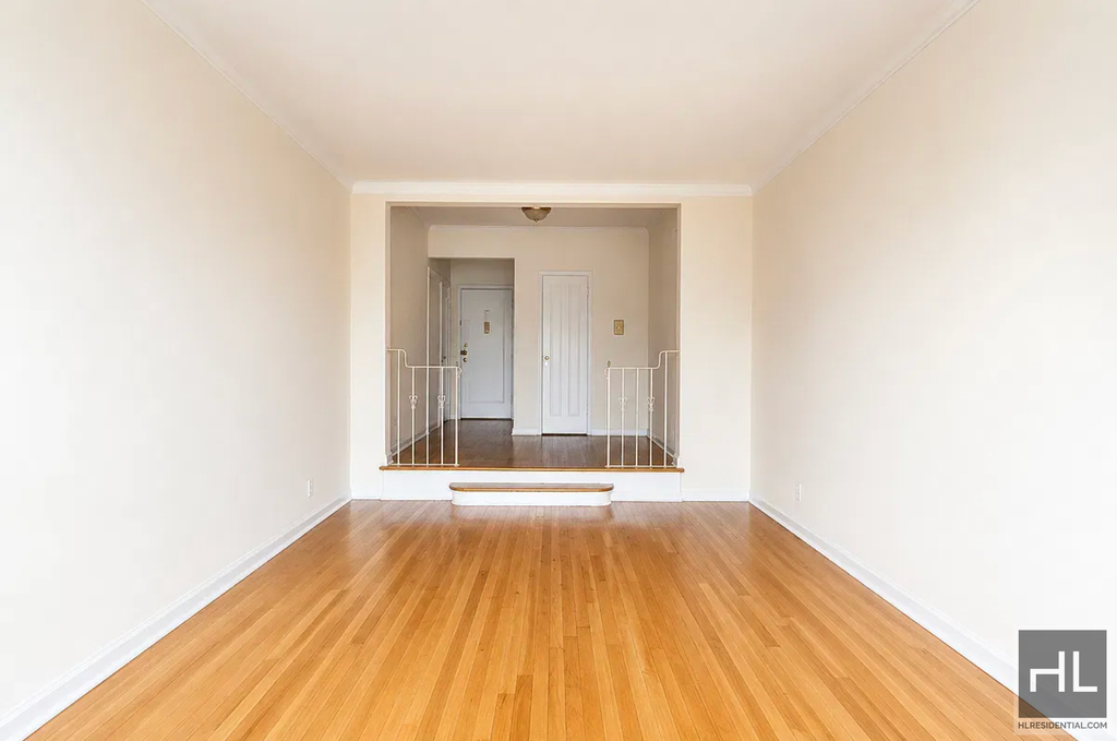 East 17th Street - Photo 1
