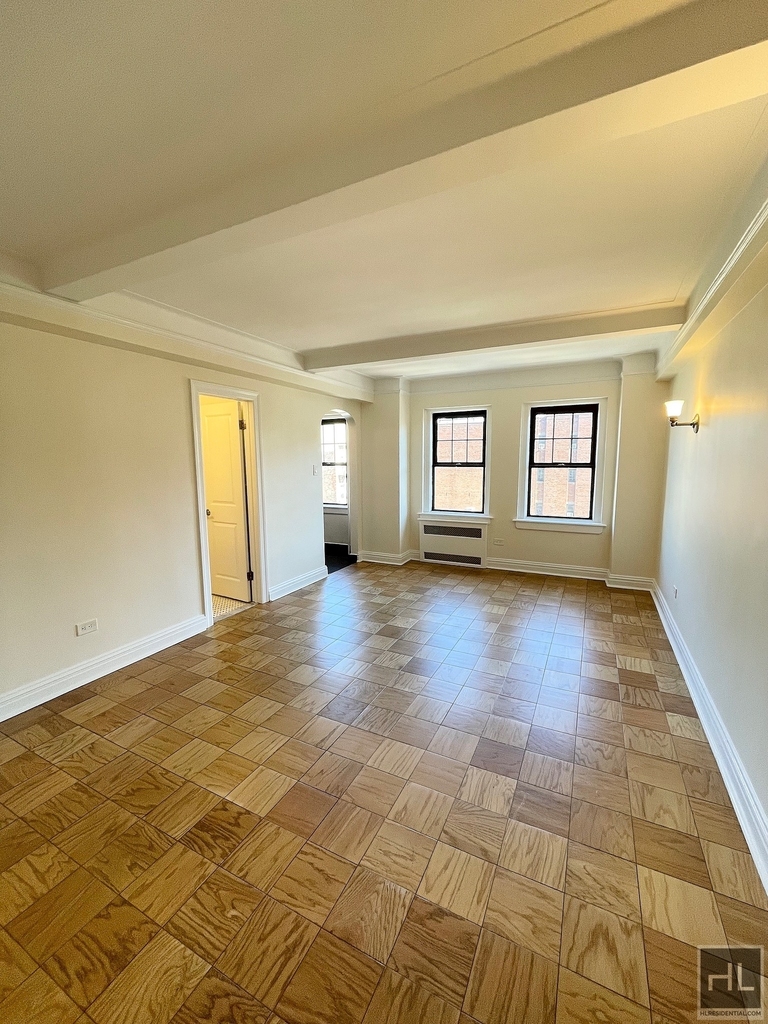Christopher Street - Photo 1