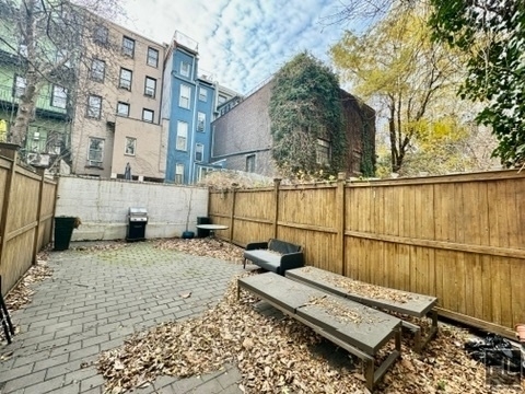 East 32nd St - Photo 4