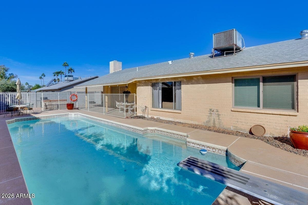 4933 W Larkspur Drive - Photo 21