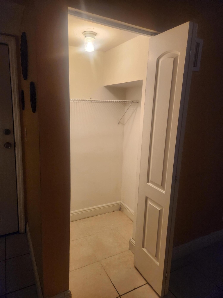 2643 Bahama Drive - Photo 7