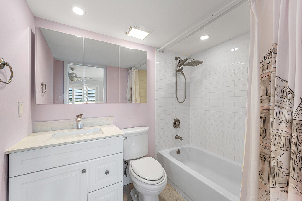 1001 E Camino Real - Photo 22
