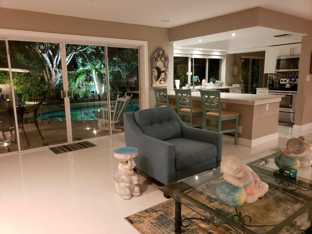 2050 Ne 62nd Street - Photo 2