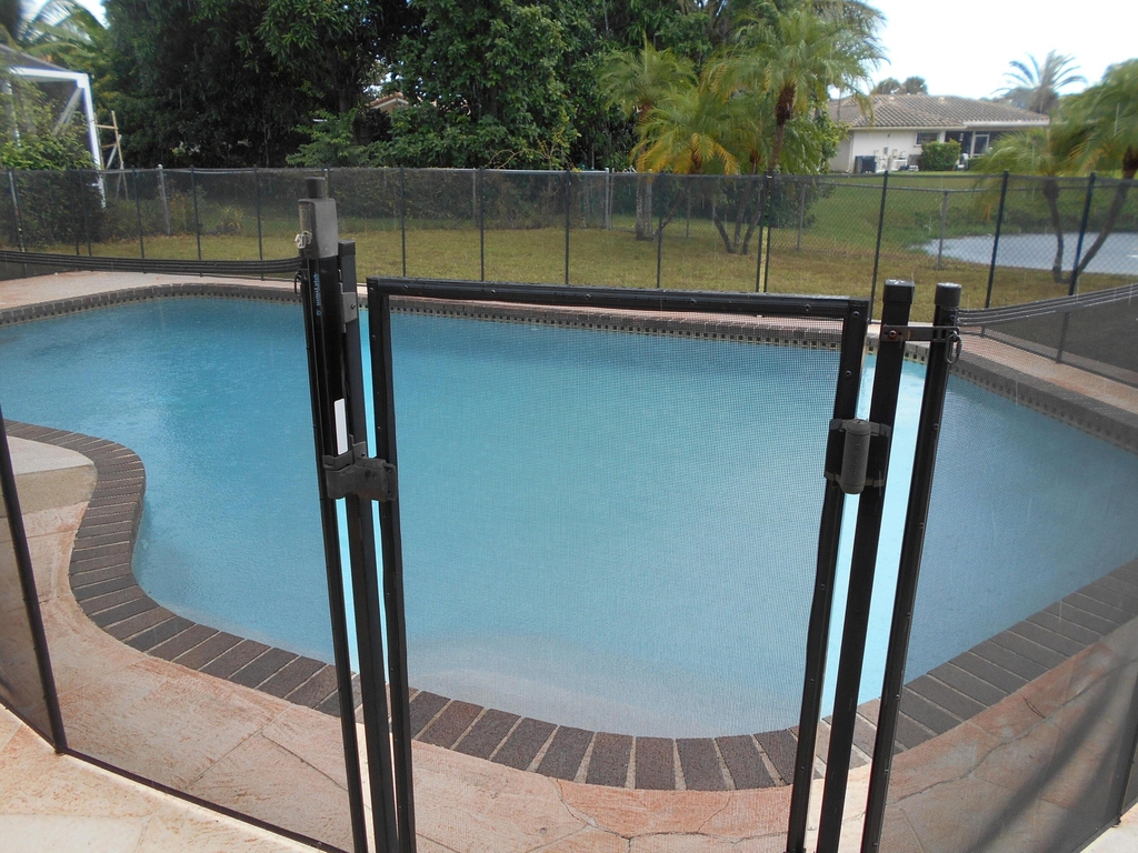 827 Nw 87th Avenue - Photo 33