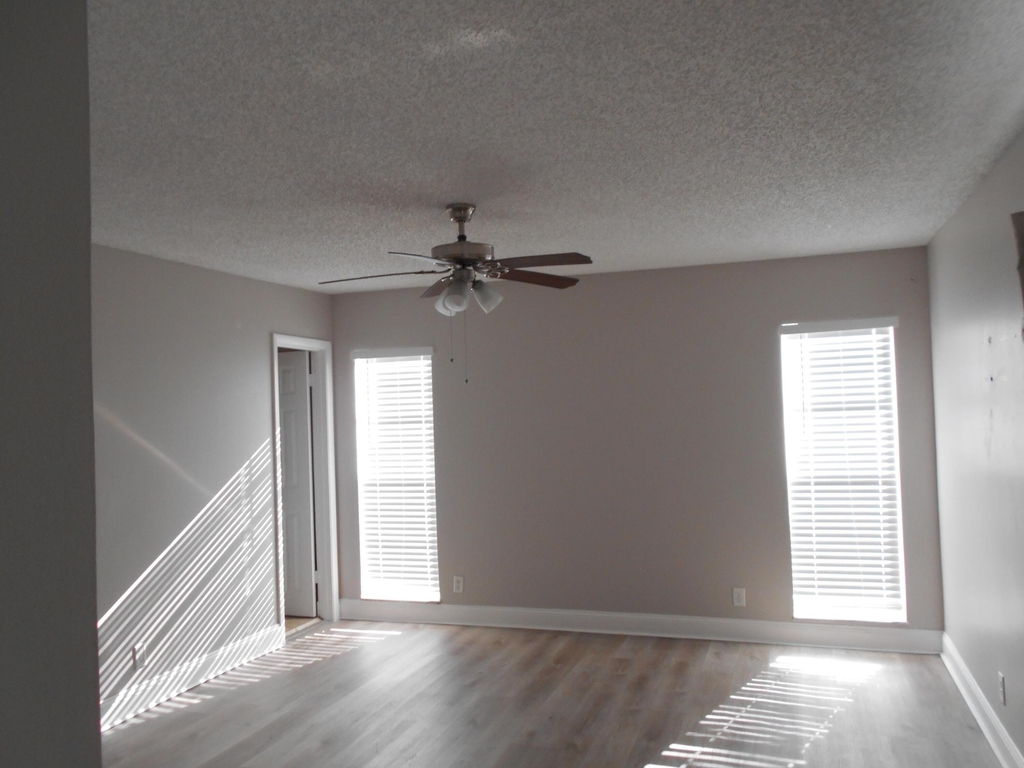 827 Nw 87th Avenue - Photo 25