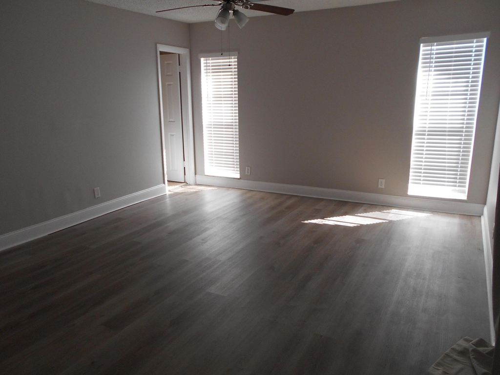 827 Nw 87th Avenue - Photo 16