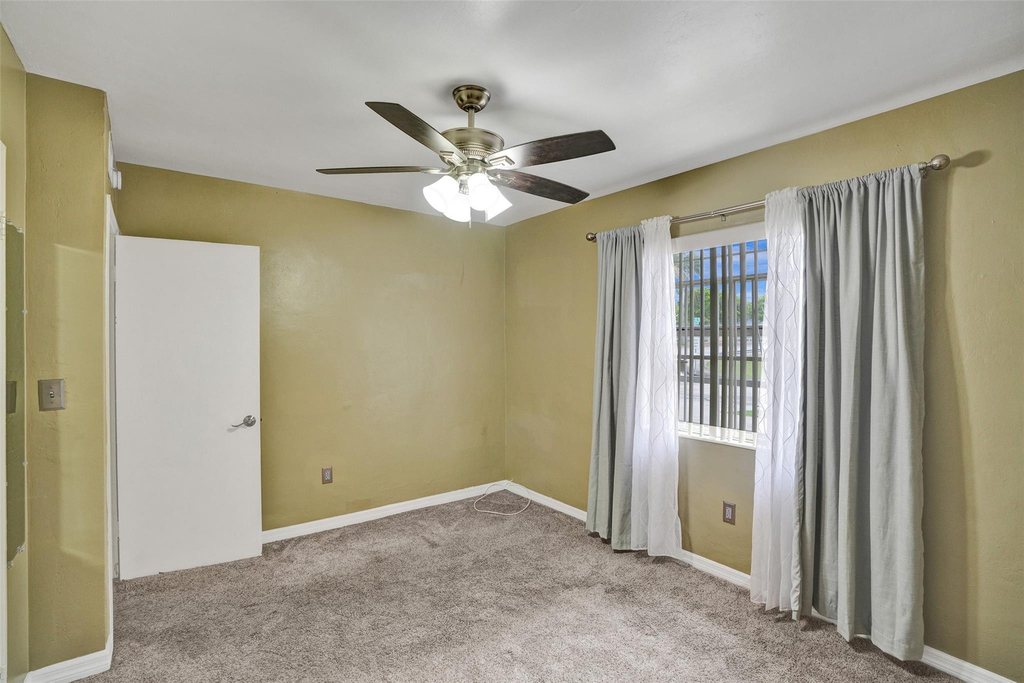 2180 Nw 105th Terrace - Photo 19