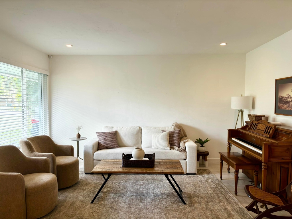 1421 Ne 41st Street - Photo 5