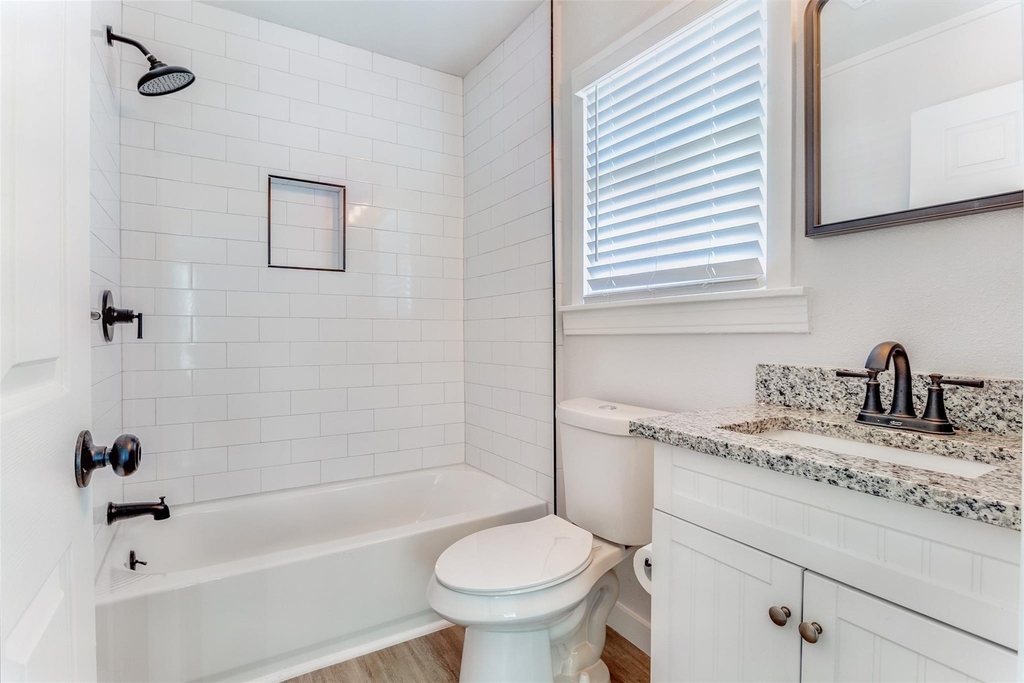 1109 W Avenue A - Photo 8