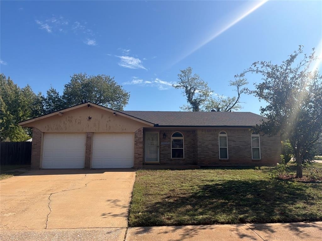 514 S Woodland Drive - Photo 0