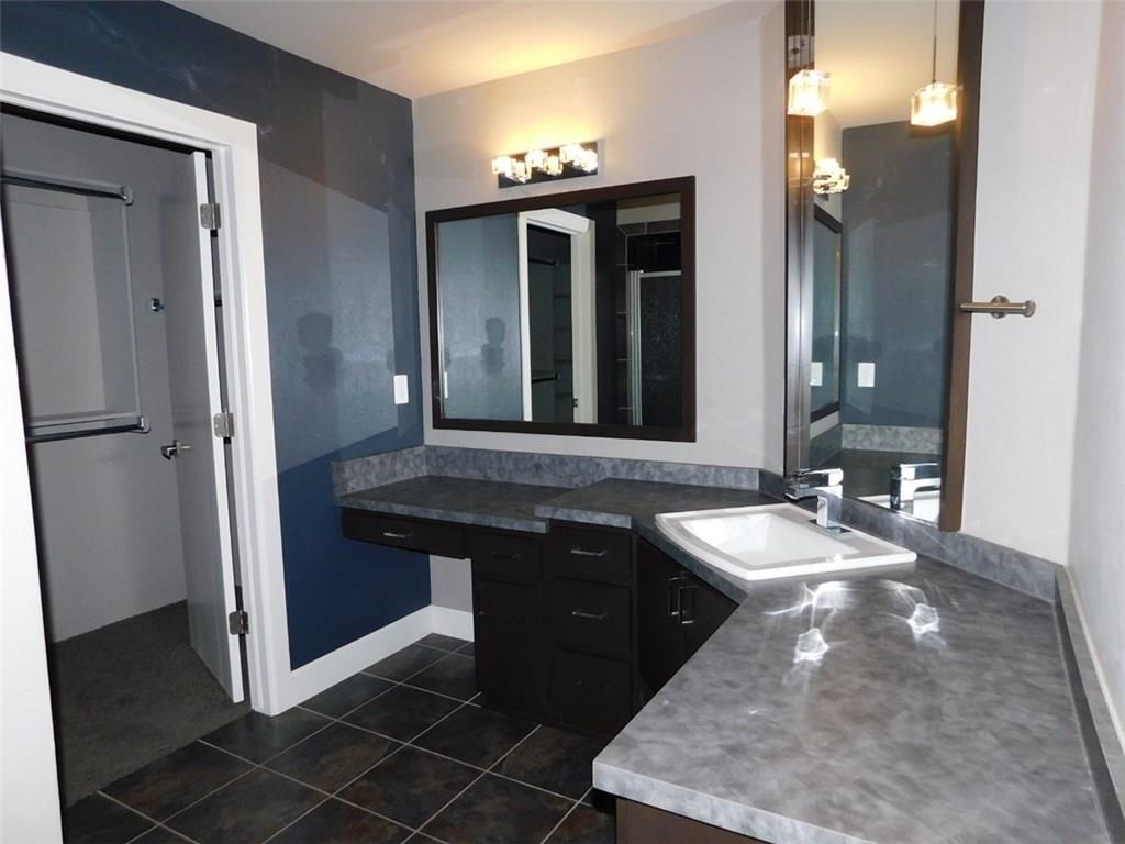 17517 Black Hawk Drive - Photo 10