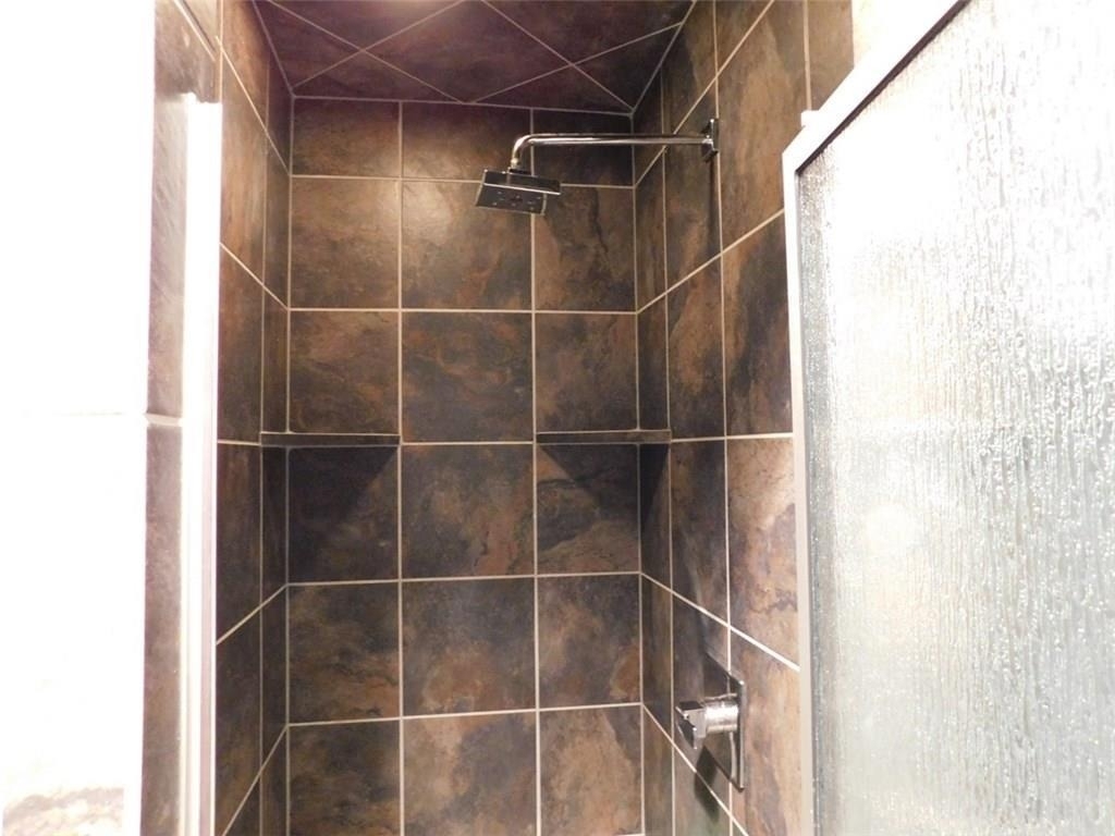 17517 Black Hawk Drive - Photo 11