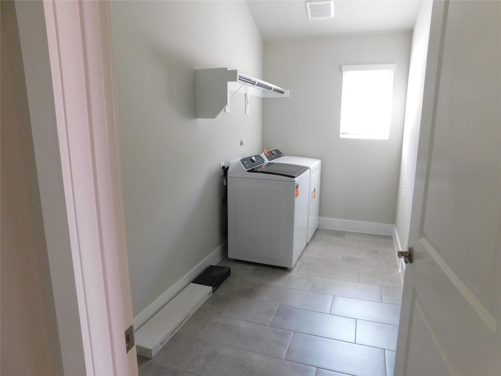 1407 Buck Run Drive - Photo 7